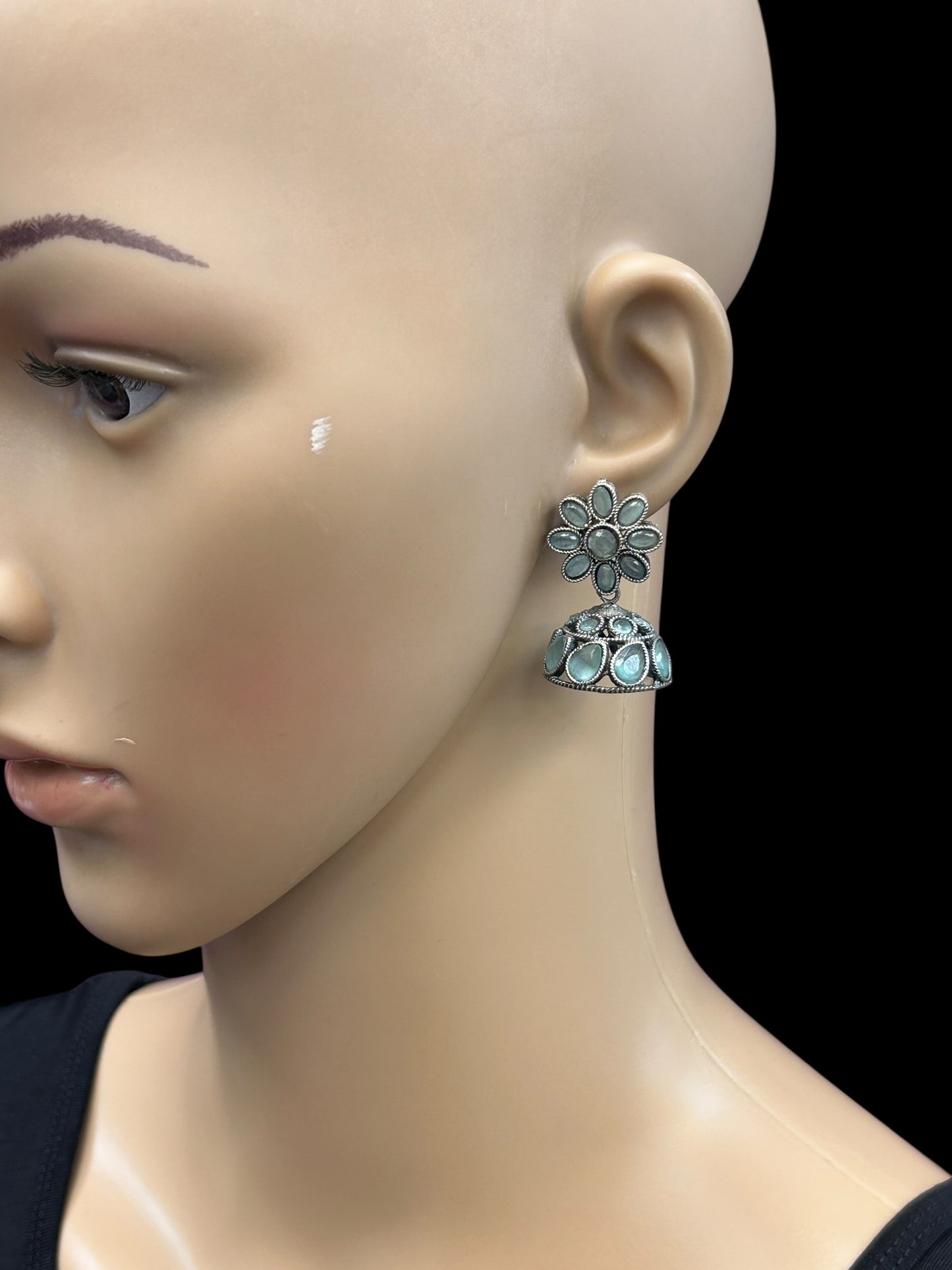 Small size jhumki