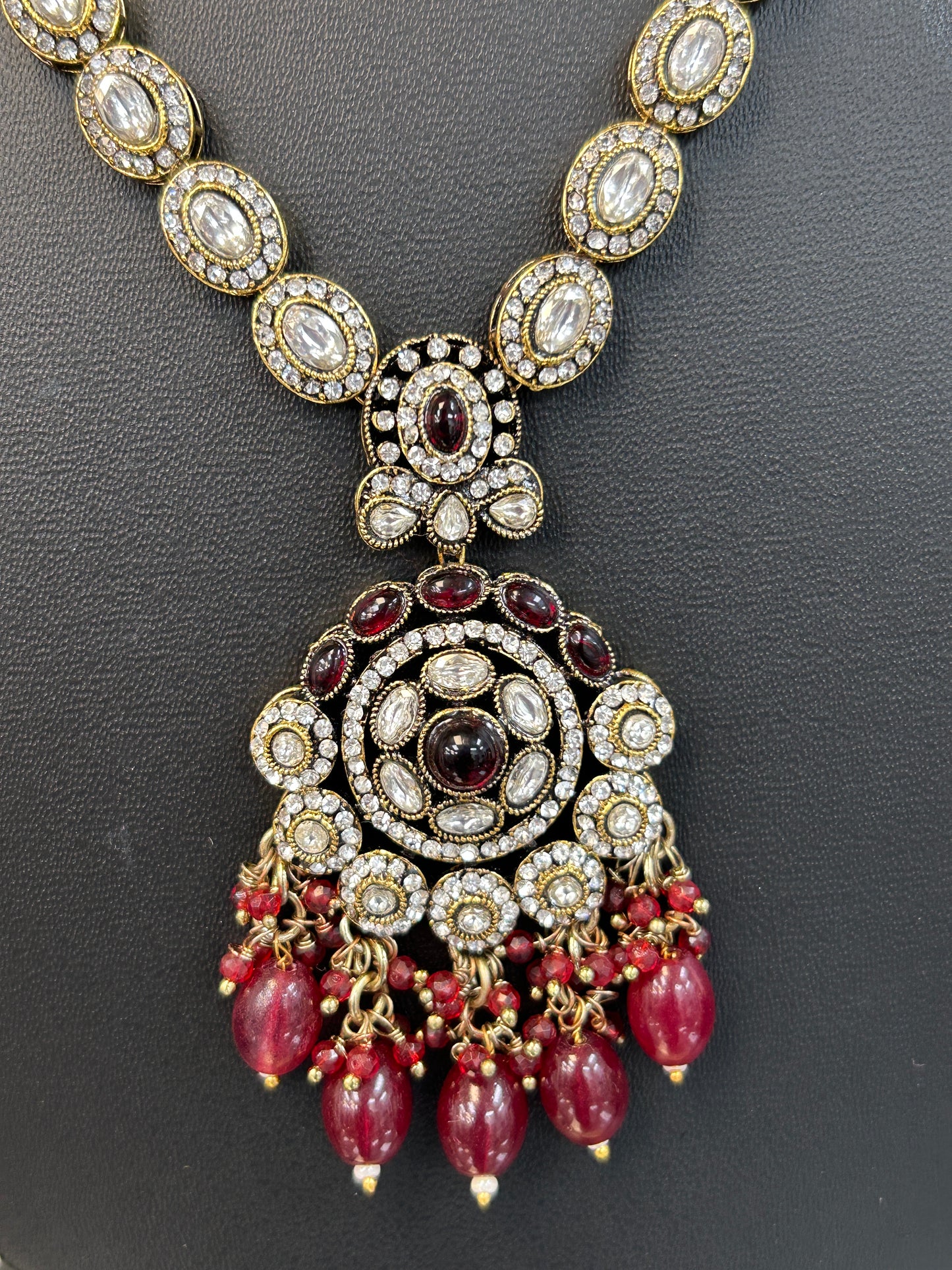 Moissanite necklace set