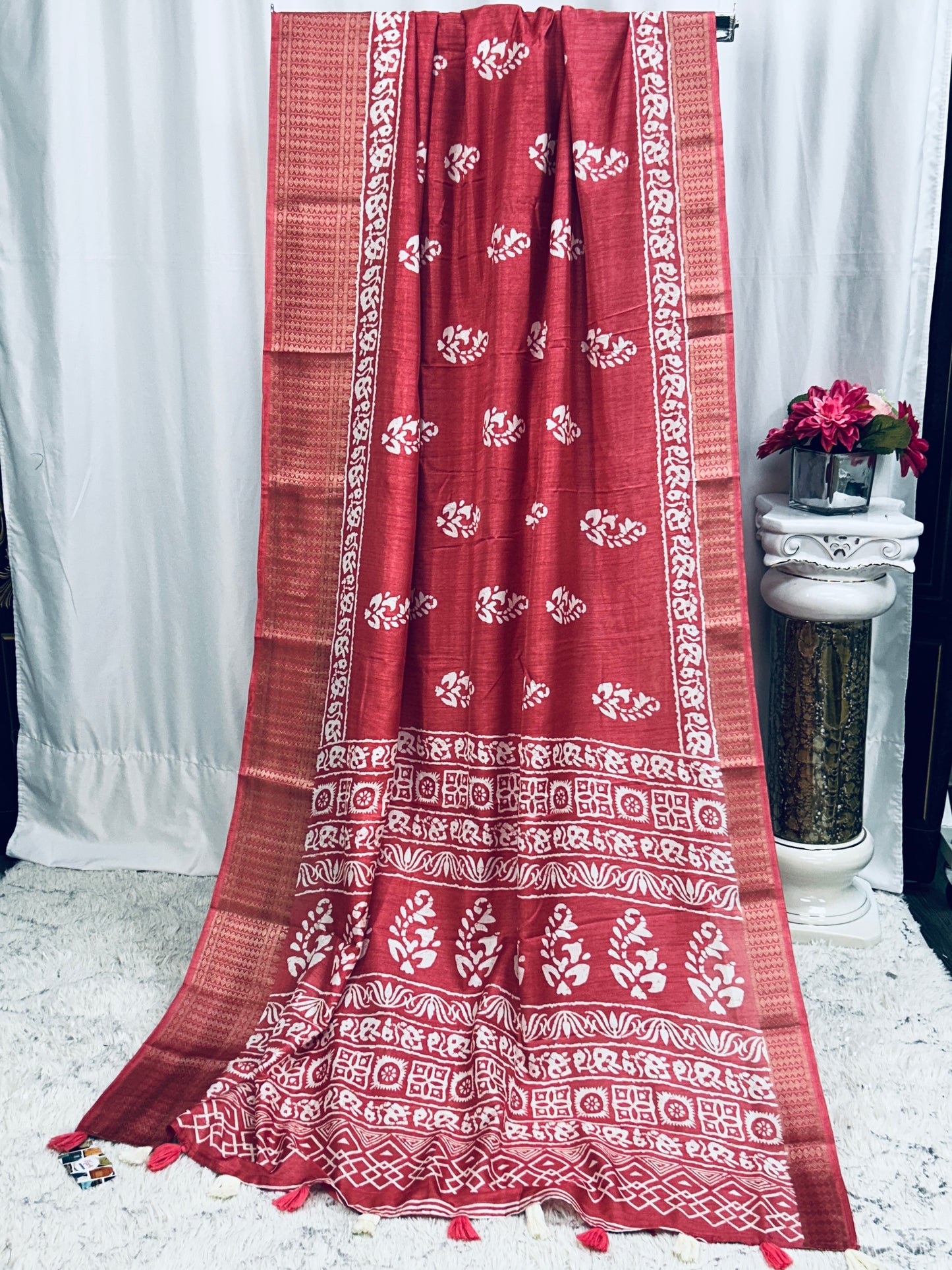 Dola silk saree