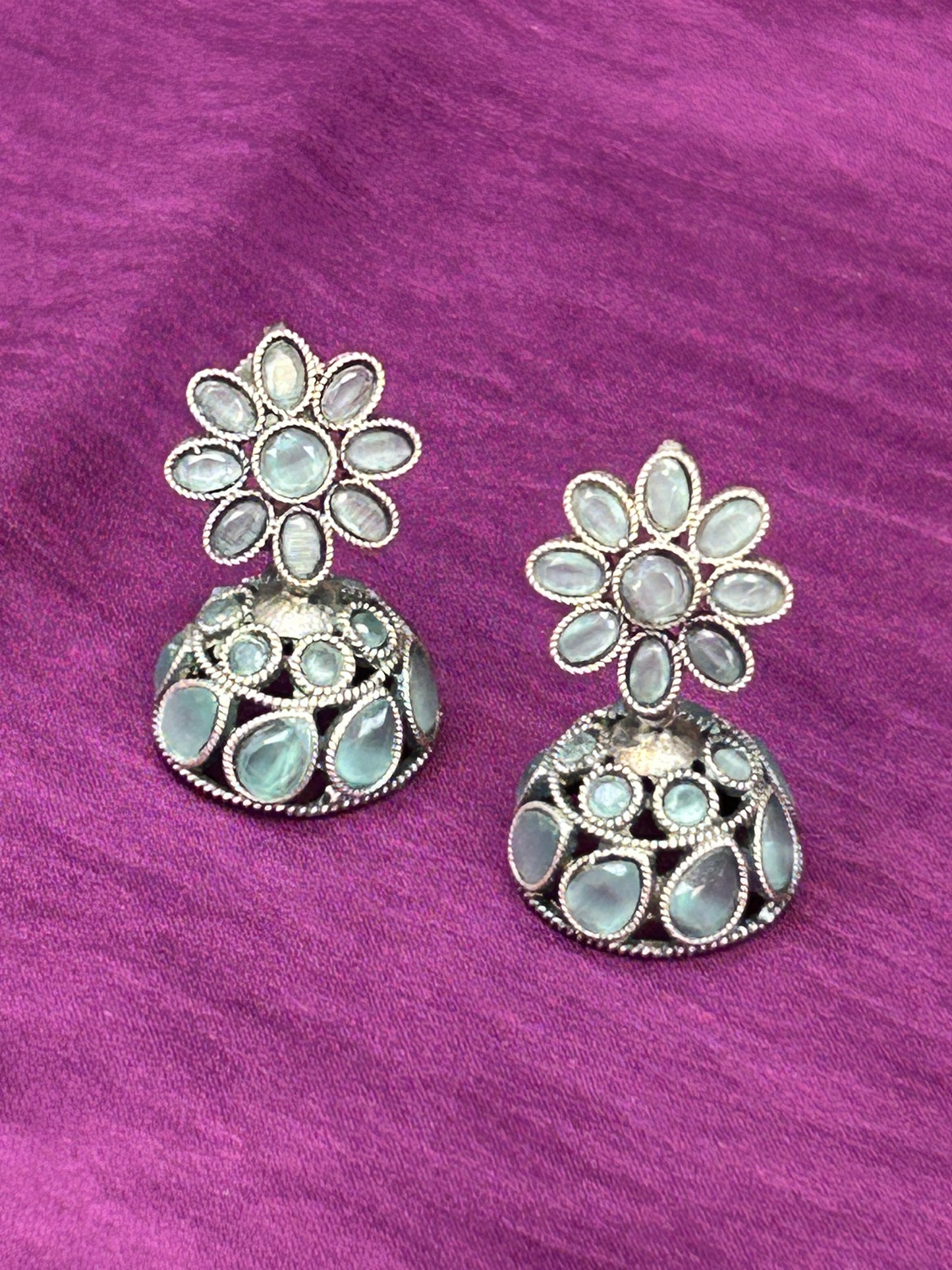 Small size jhumki