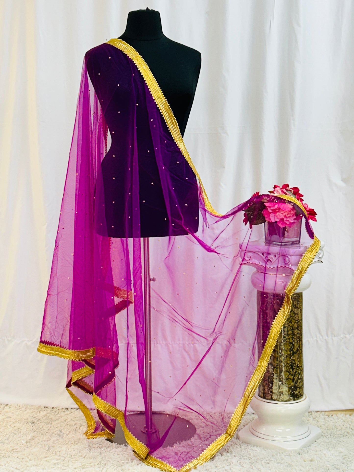 Dark pink dupatta