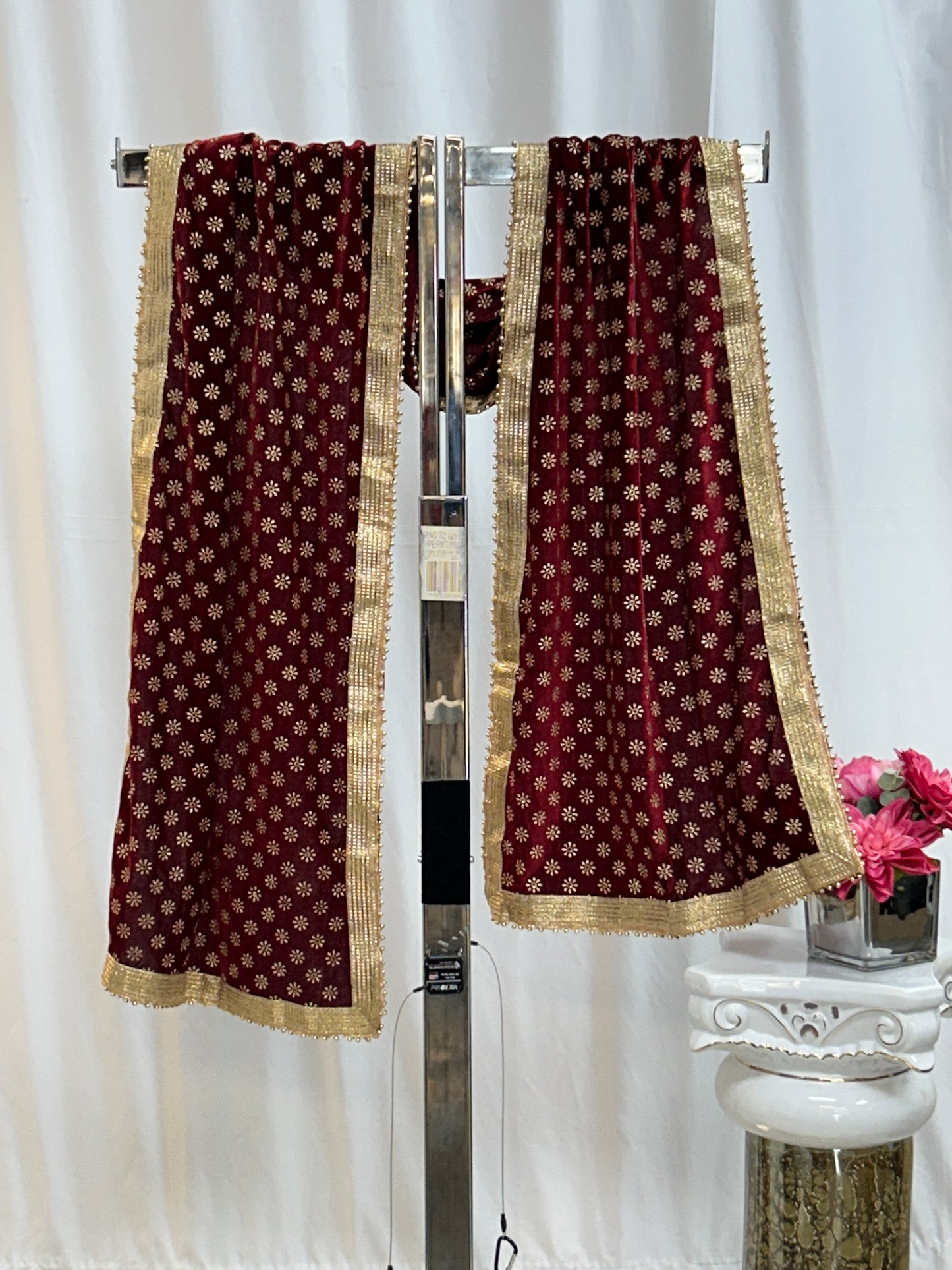 Velvet dupatta for men’s kurta / sherwani