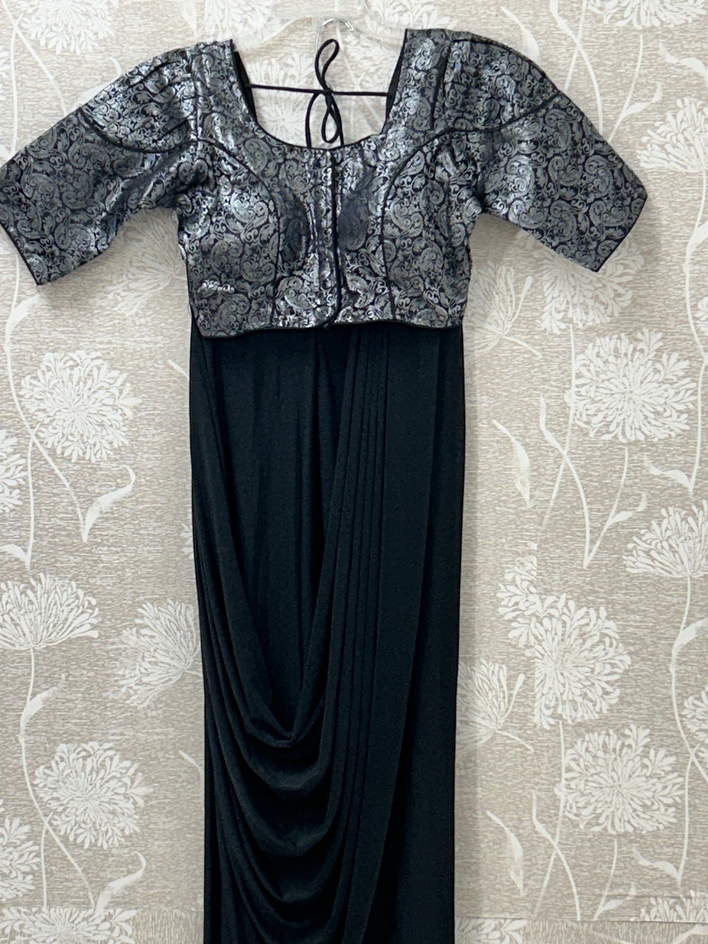 Readymade saree with blouse