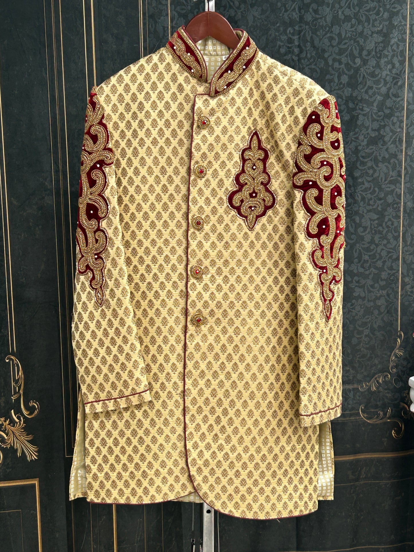 Size 40: sherwani set