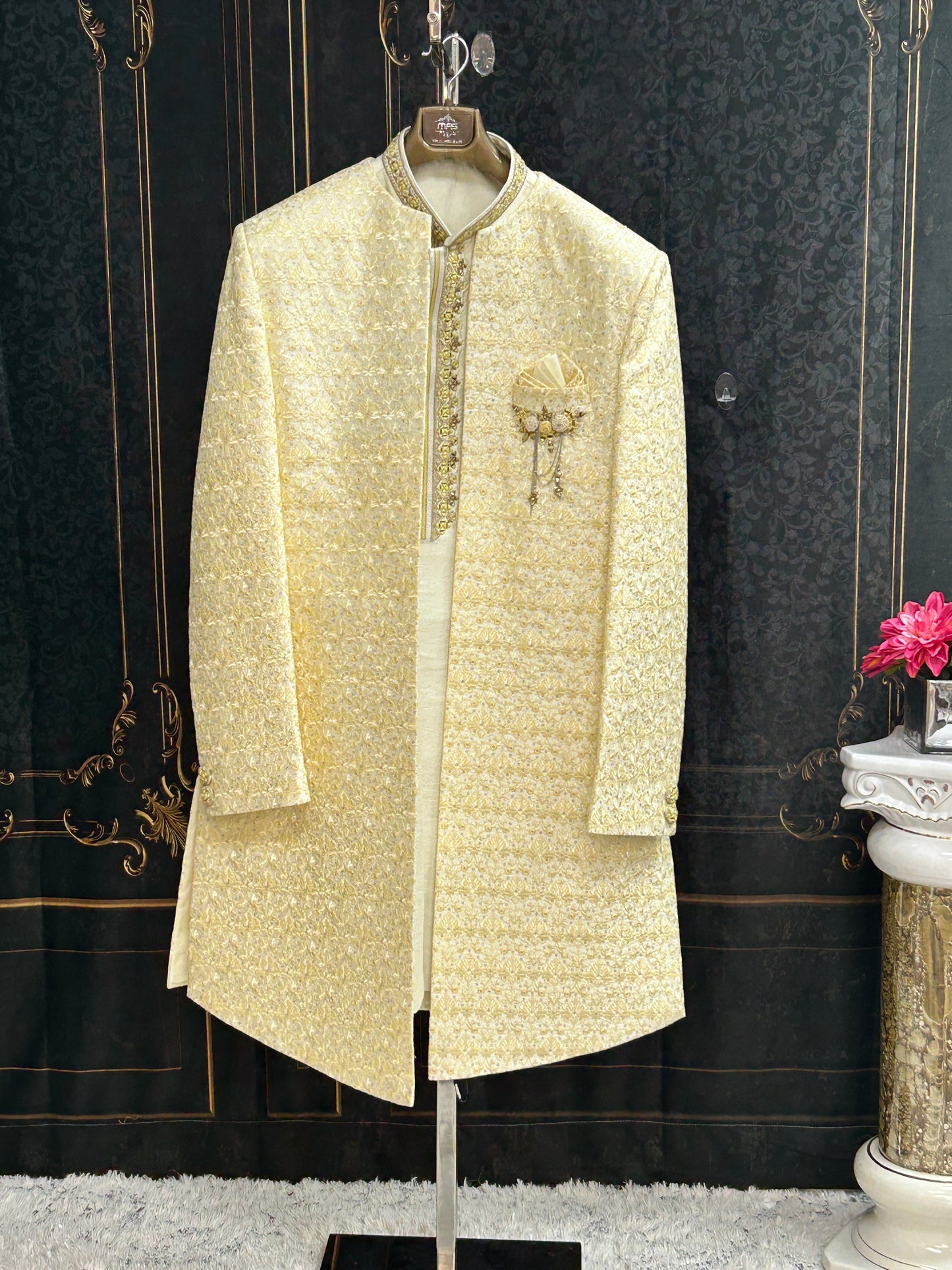 Off white sherwani set / men’s kurta