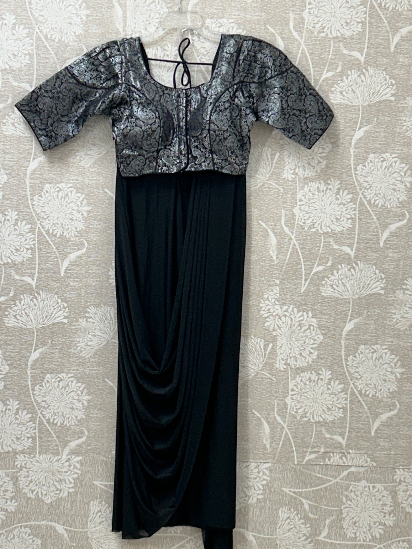 Readymade saree with blouse