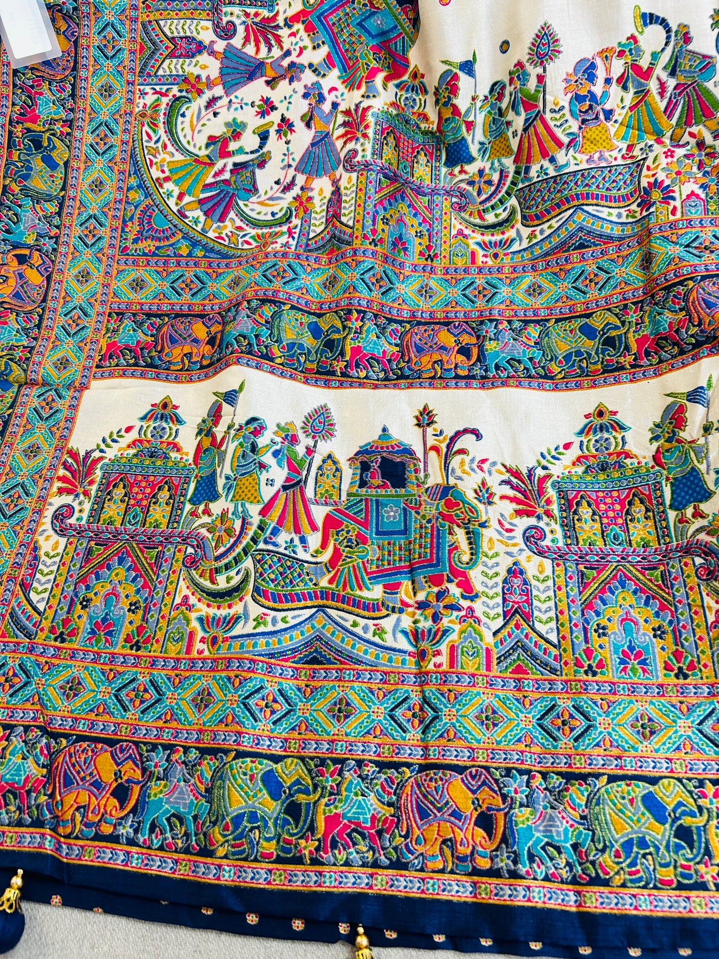Dola silk saree with doli barat print