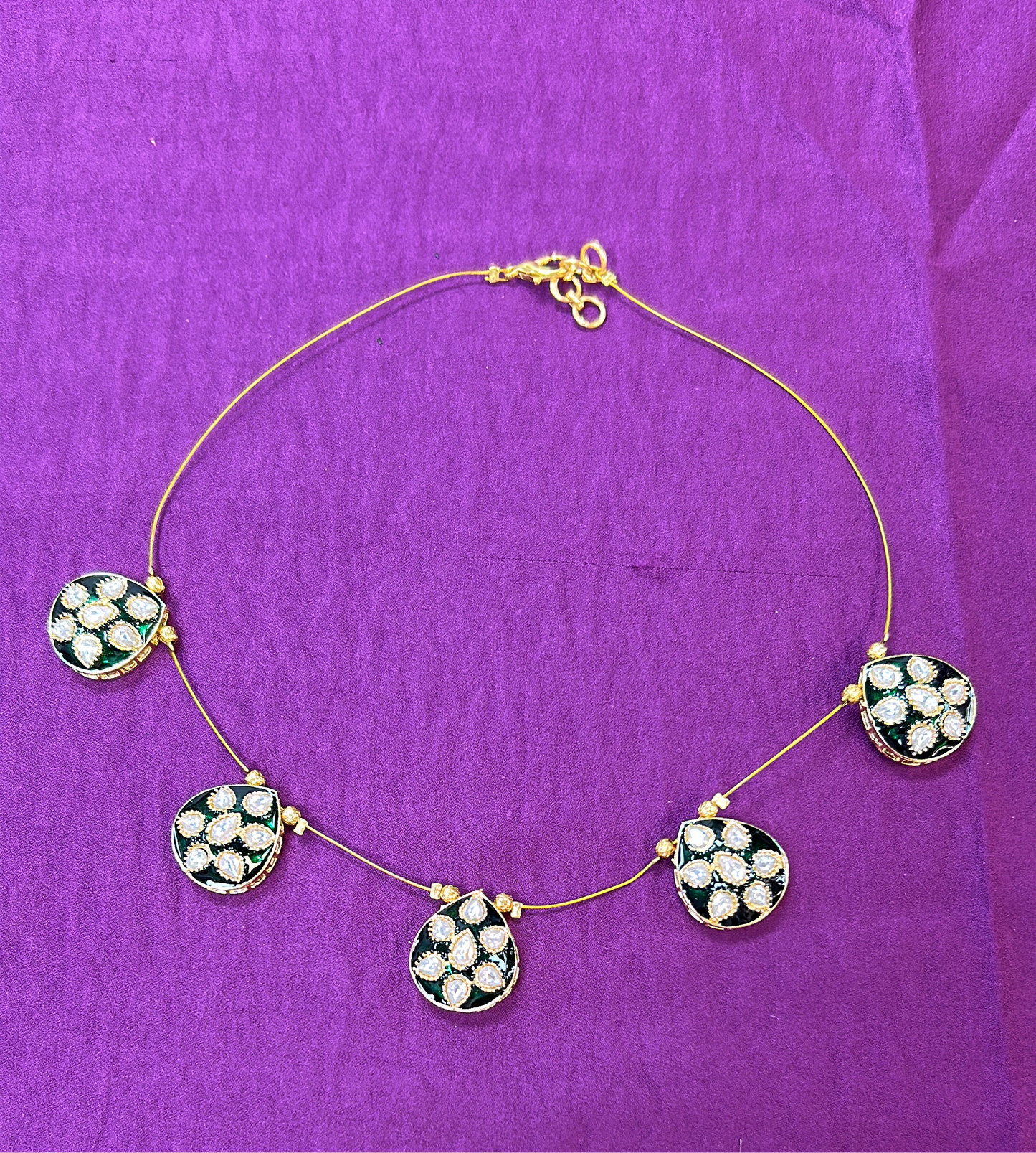 Invisible necklace