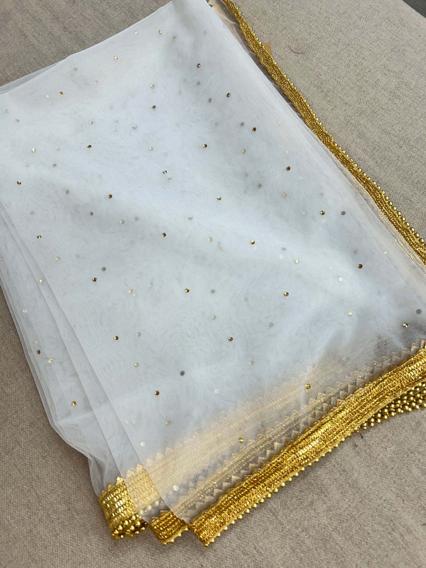 White net dupatta