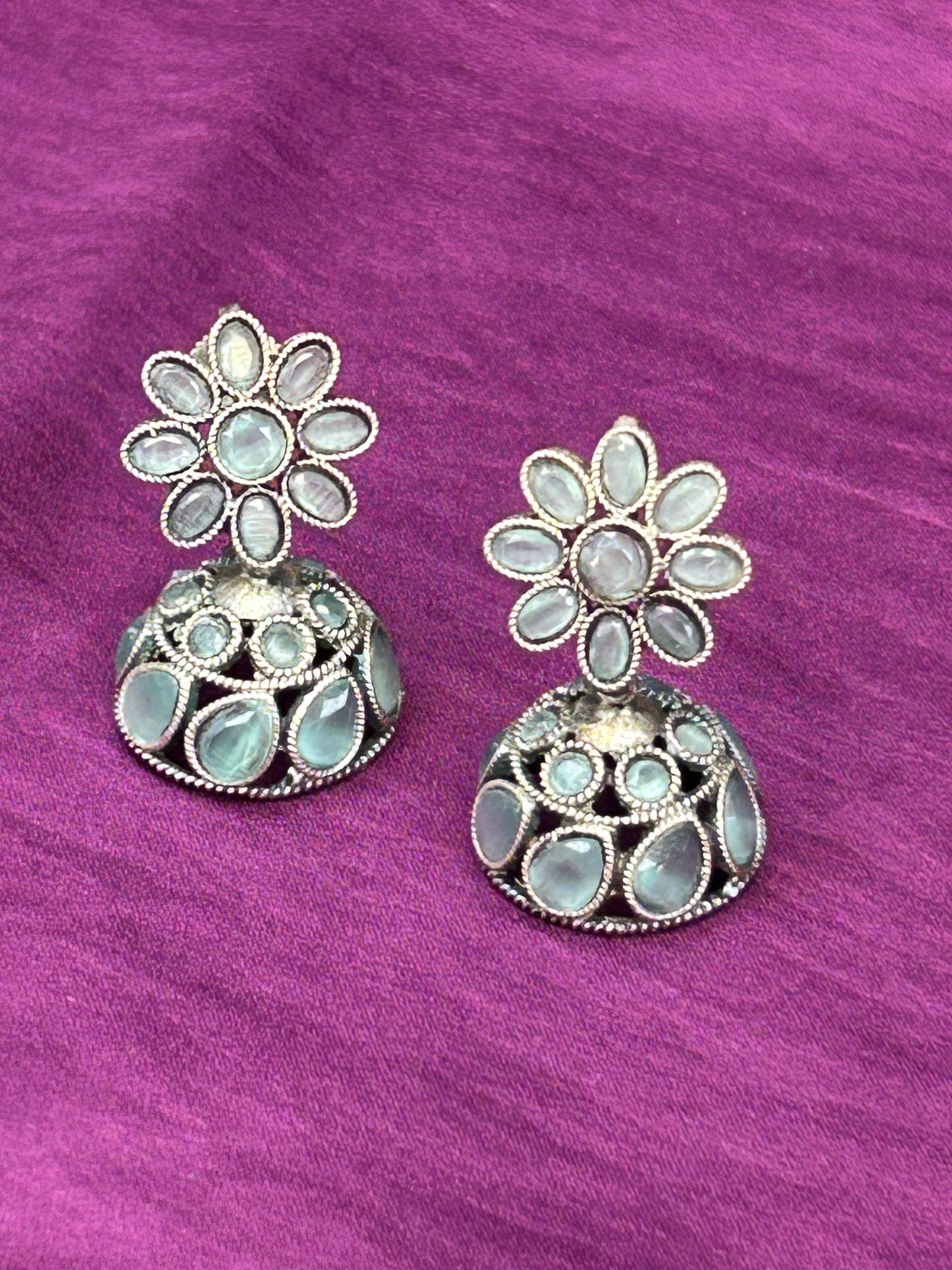 Small size jhumki