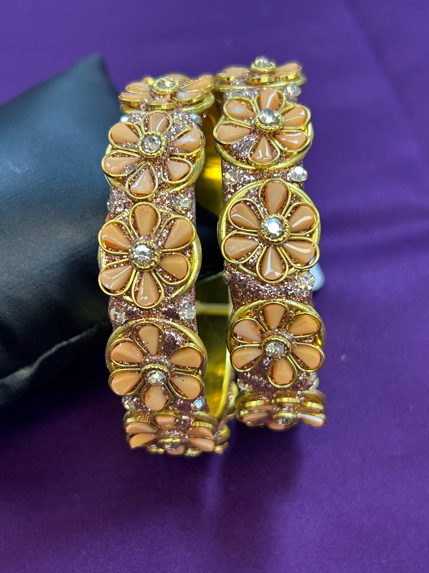 Size 2.6 set of 2 bangles