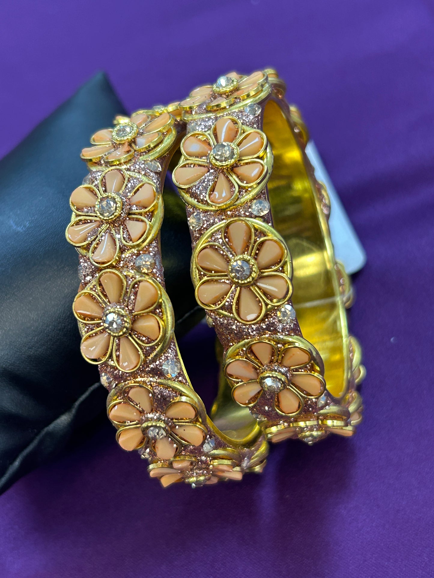 Size 2.6 set of 2 bangles