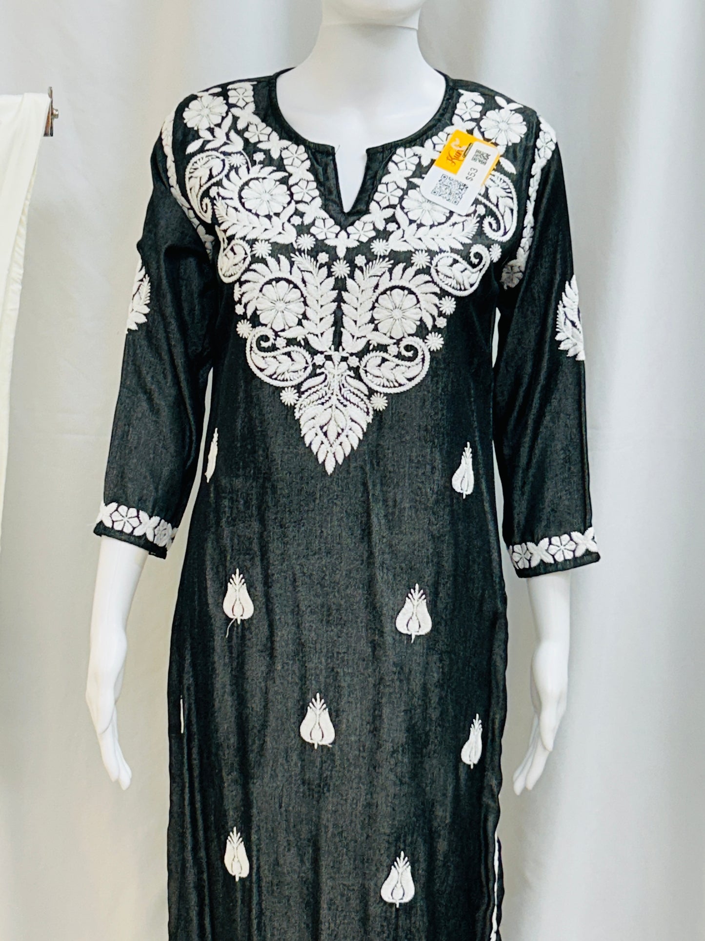 Kurti pant set | Chikankari