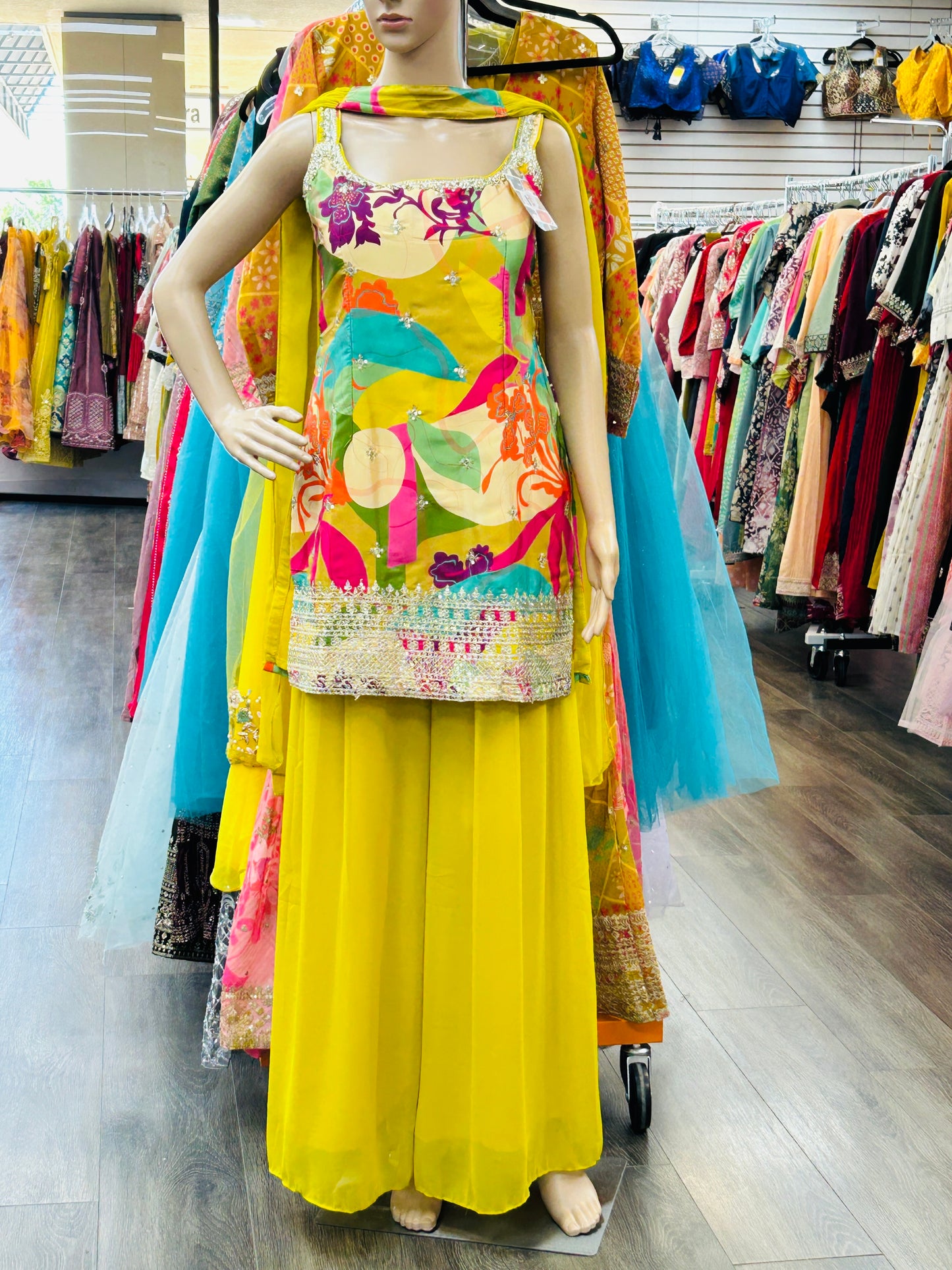 Shivi : sharara set