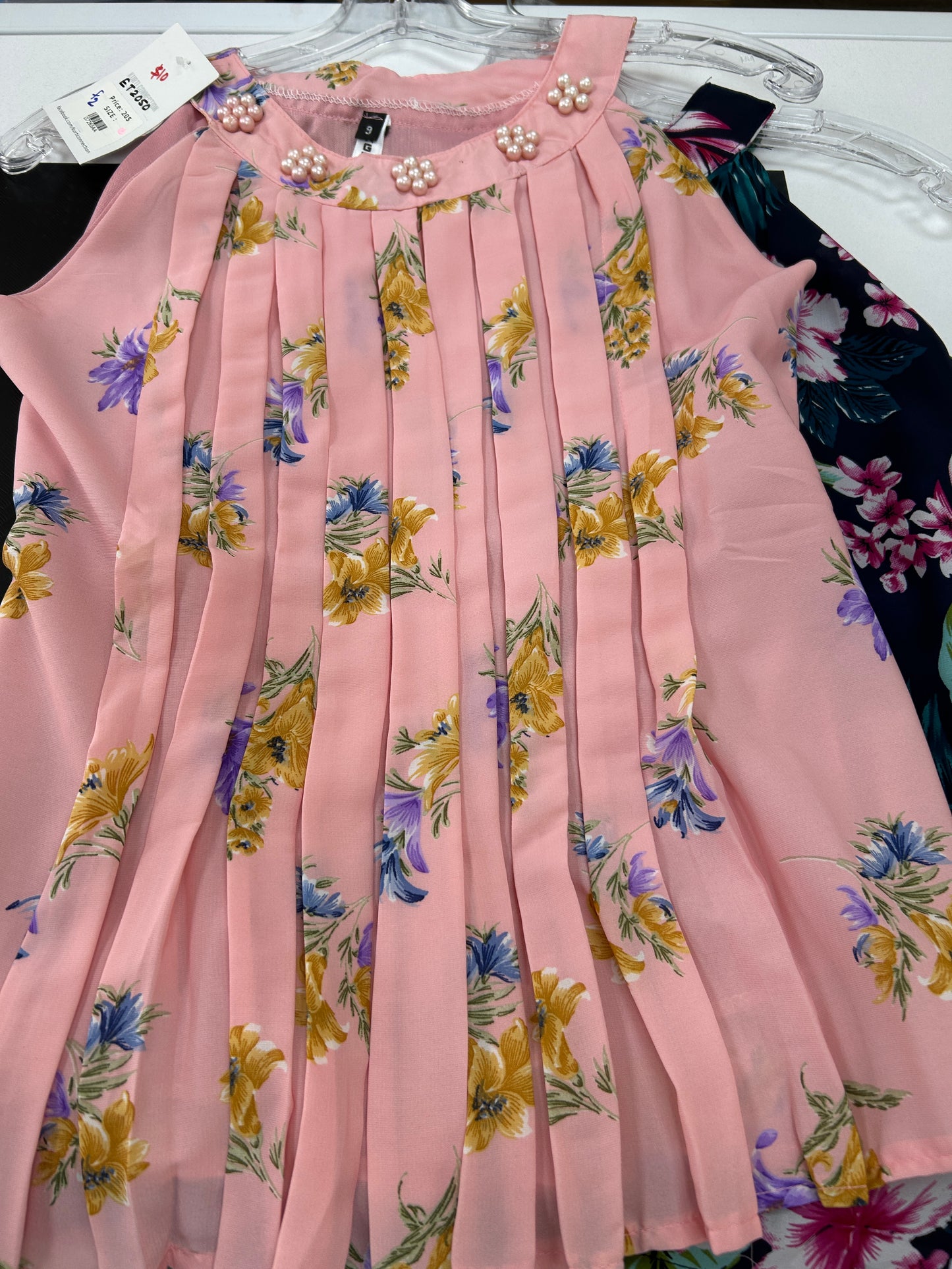 Short top: Clearance SALE