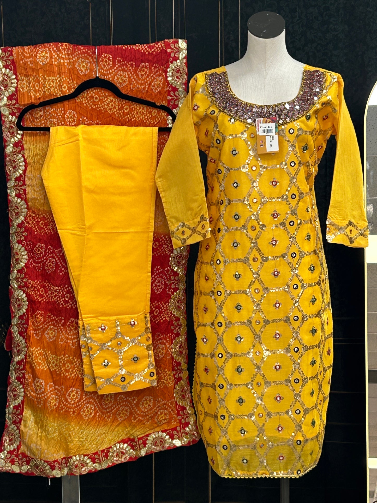 Chanderi silk kurti set with Bandhani dupatta