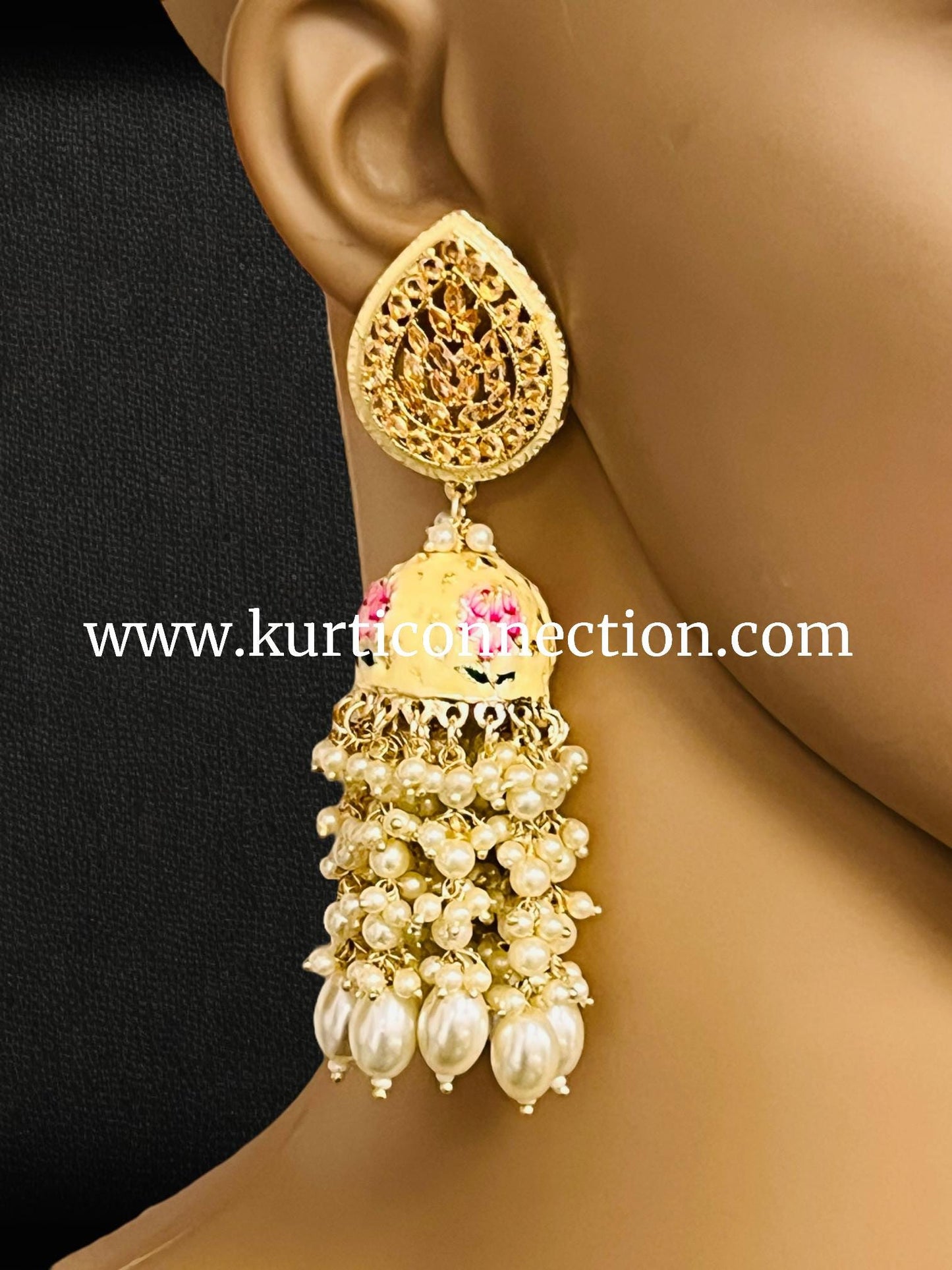 Long jhumki : light yellow