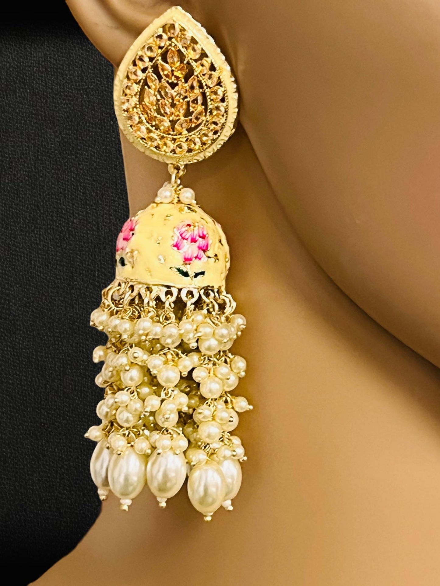 Long jhumki : light yellow