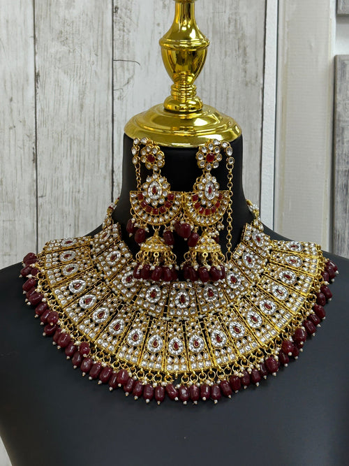 Bridal necklace set by Kurti Connection USA