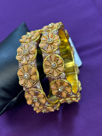 Size 2.6 set of 2 bangles