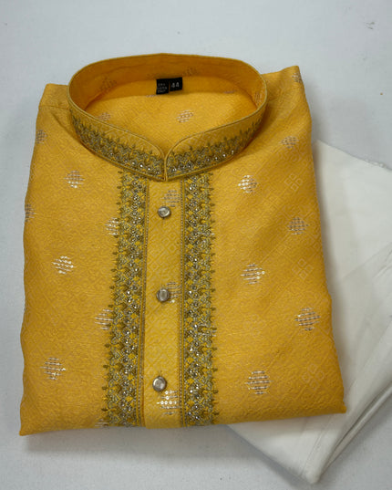 1047C0CE-5504-42B8-BB3A-72263A1BD227 - Kurti Connection USA