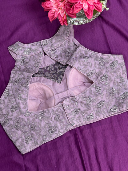 Onion pink : Halter neck embroidered blouse