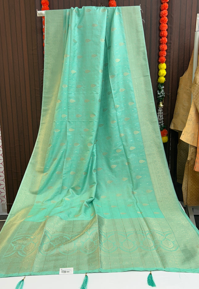 18630807-A6ED-4B15-A4DB-C43189D41A80 - Kurti Connection USA