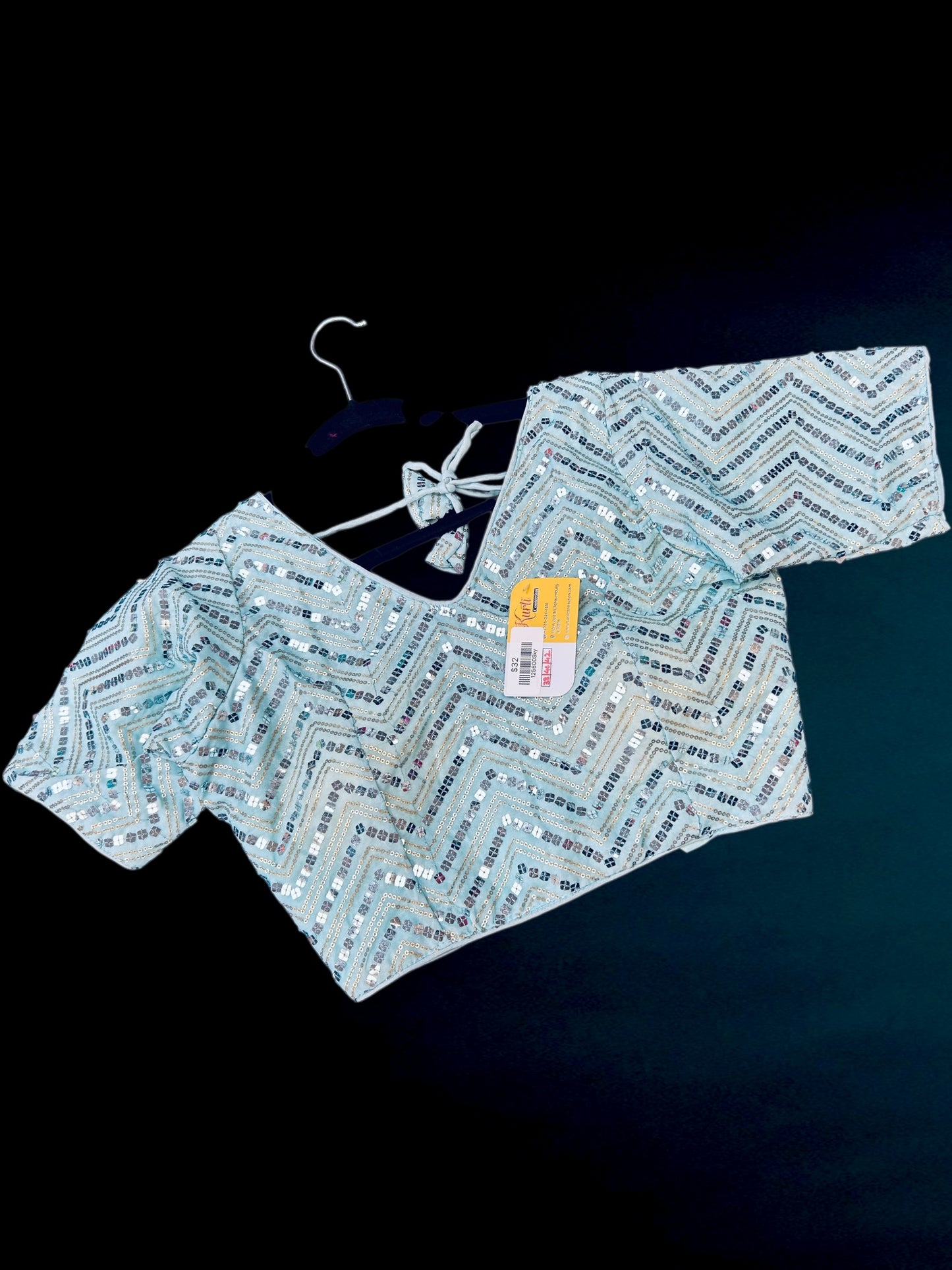 Sequin blouse : light blue