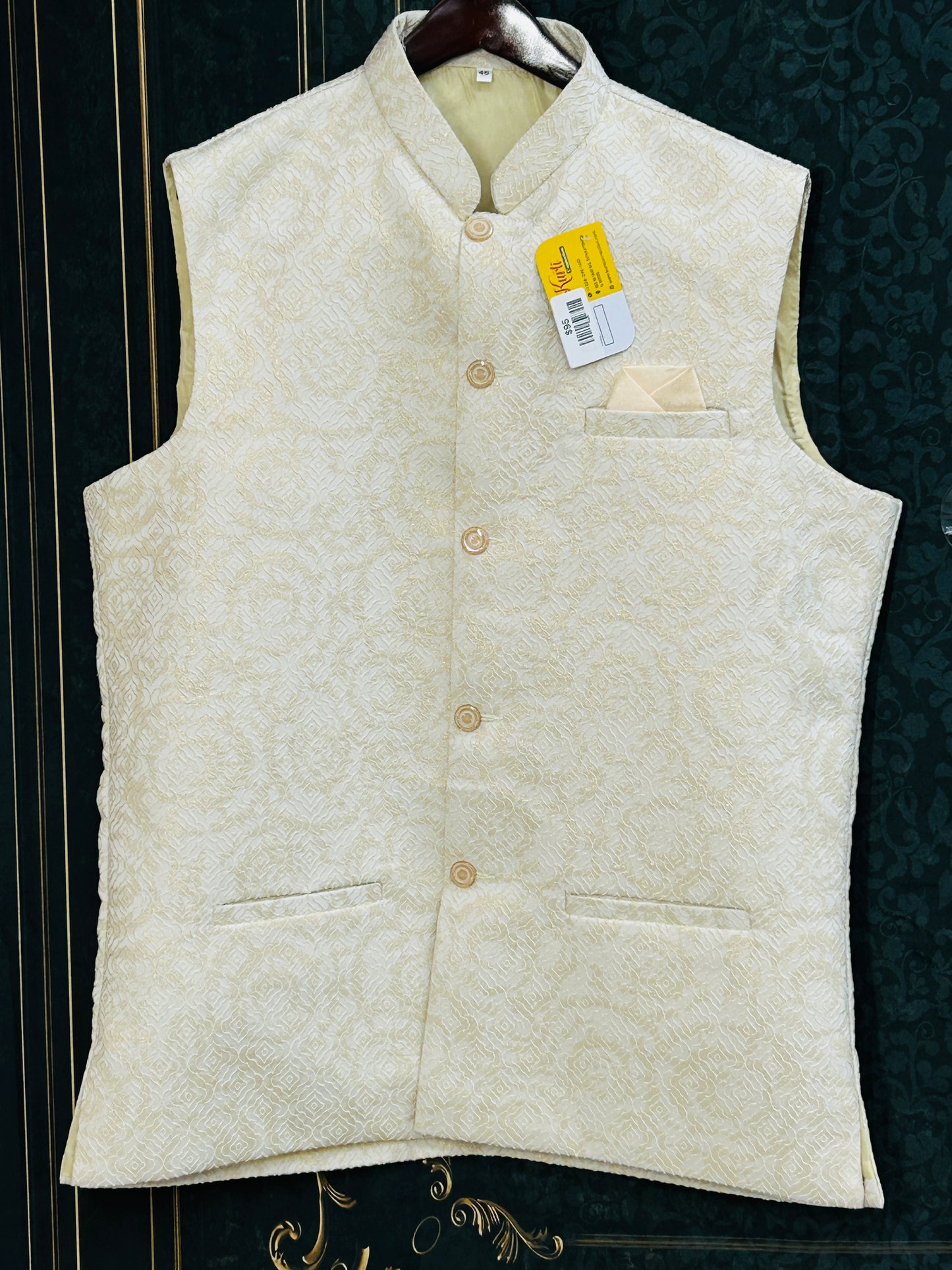 Half jacket for Men / men’s kurta