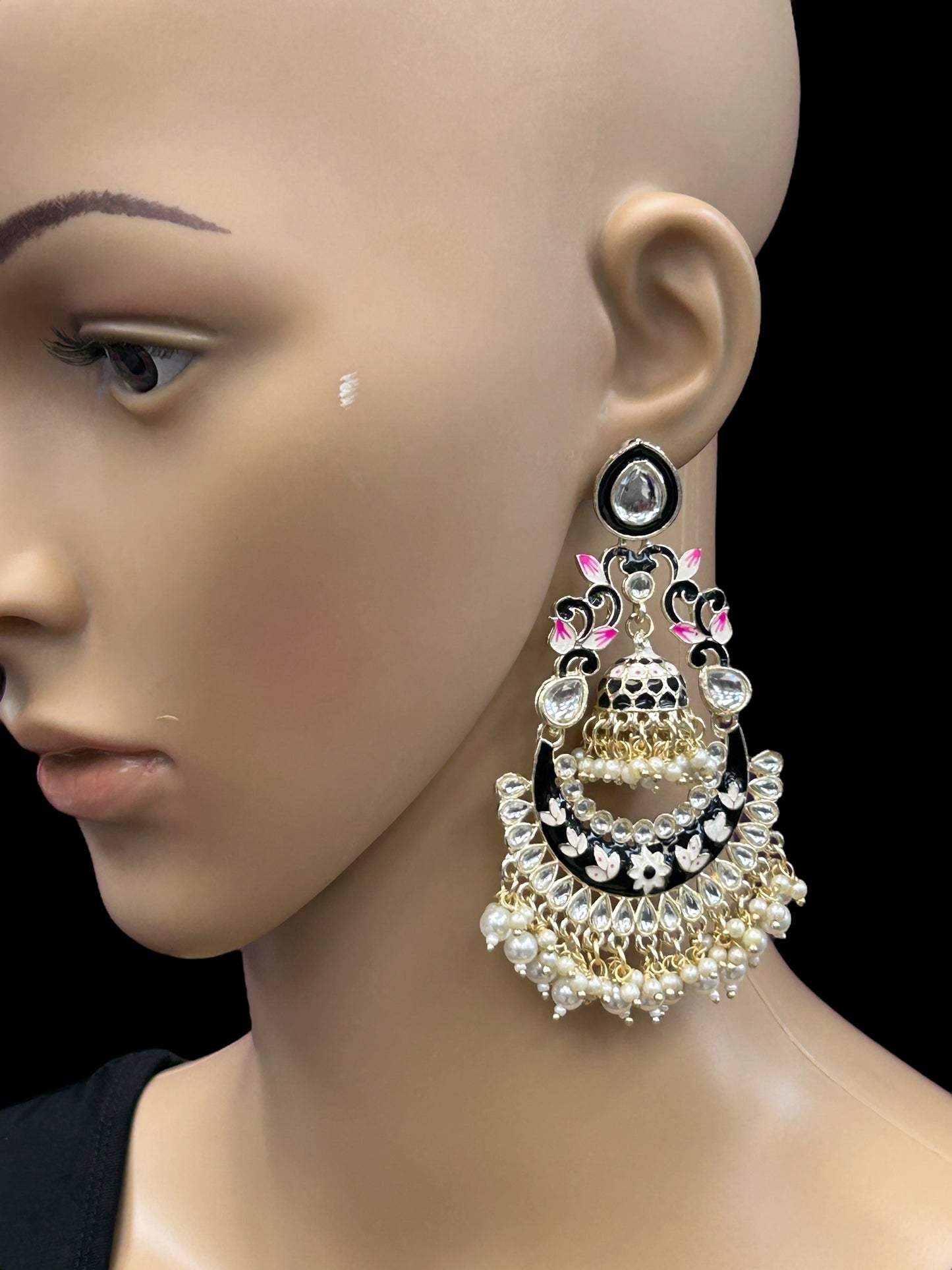 Black chandbali earrings