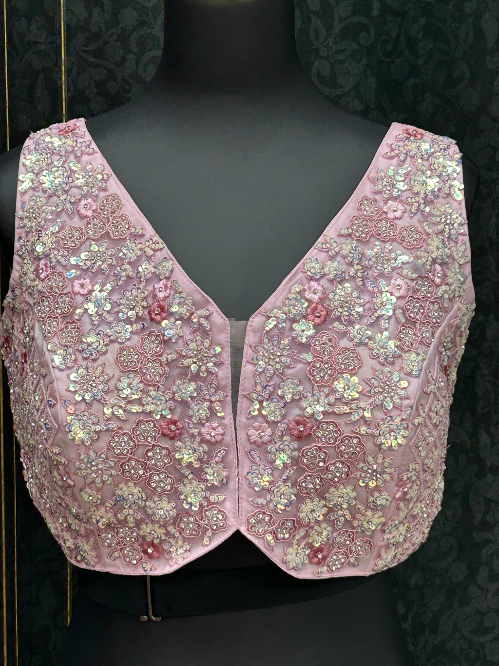 Pink blouse : sleeves available