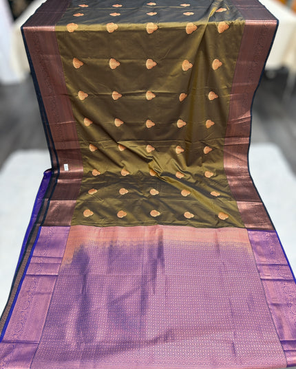 66AA9B44-7B02-4890-AA3D-5B6130E46703 - Kurti Connection USA