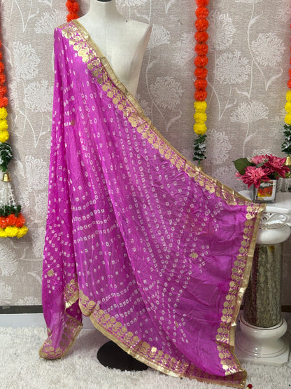 Light purple Bandhani dupatta