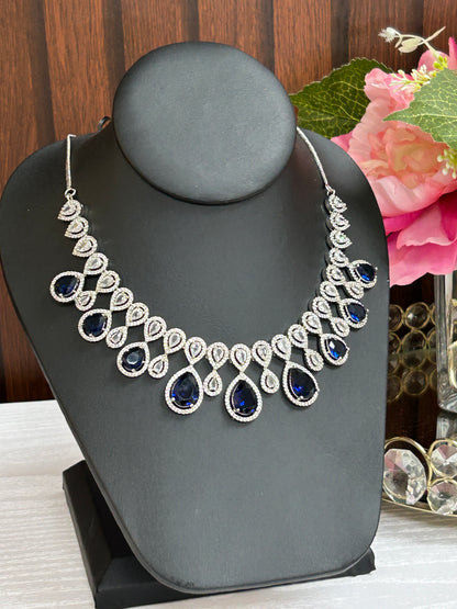 AD necklace set