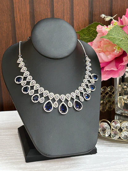 AD necklace set