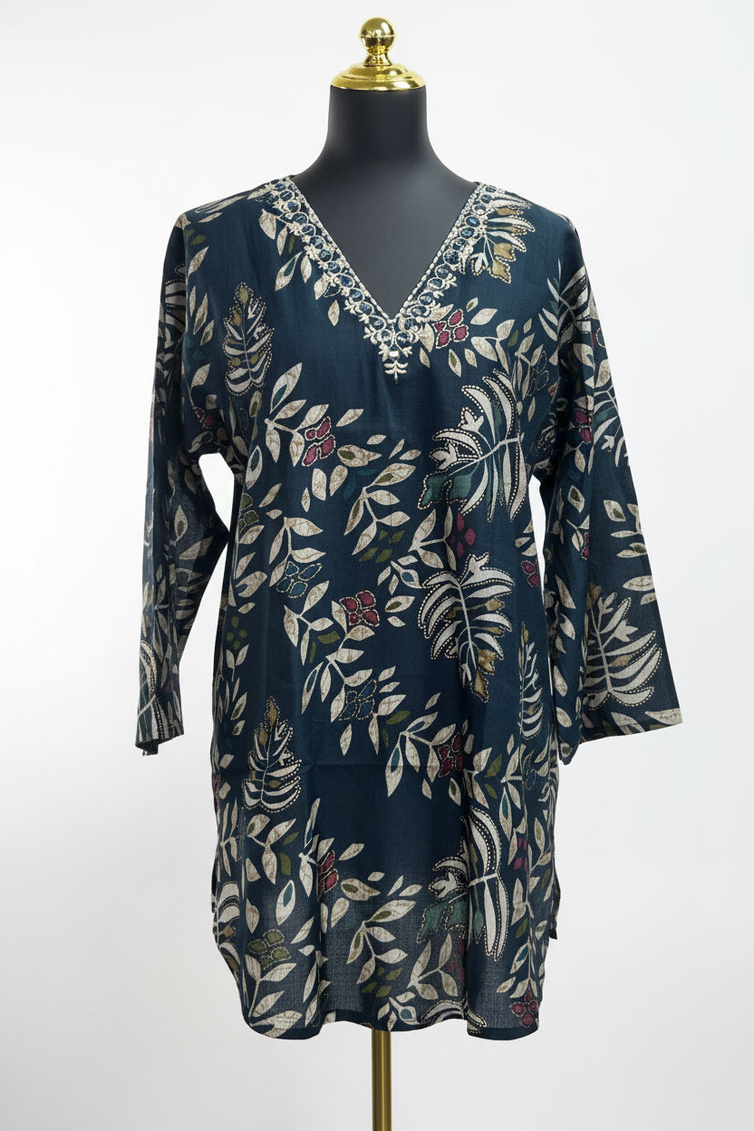 Tunic top with mirror work neckline
