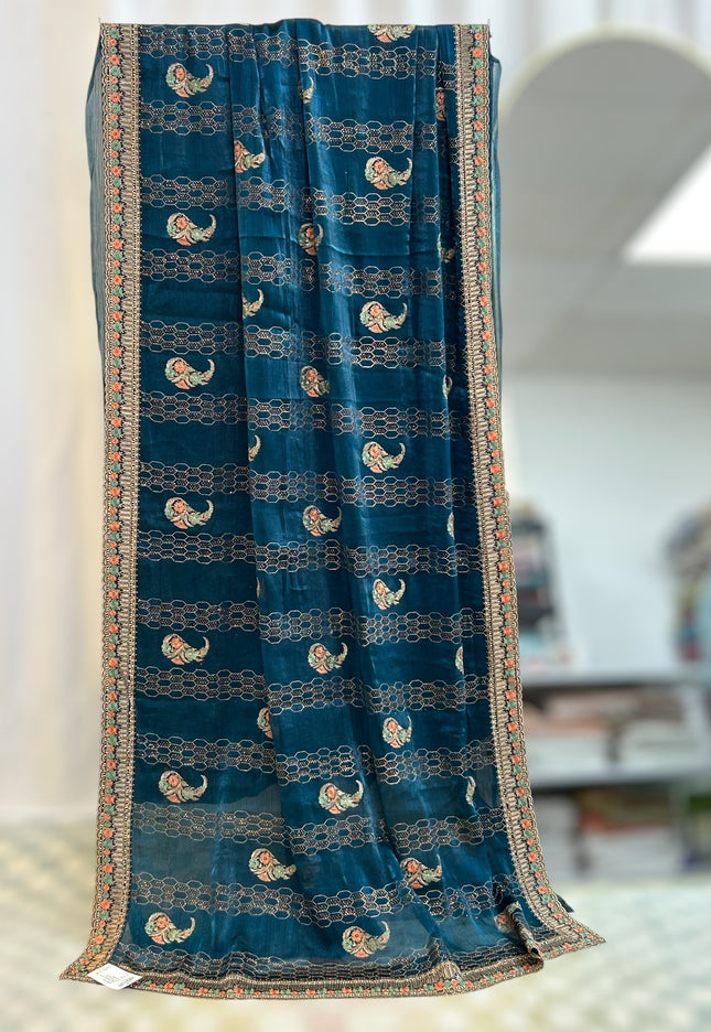 70128404-A3C3-4B94-ABB1-CD64CDA52977 - Kurti Connection USA