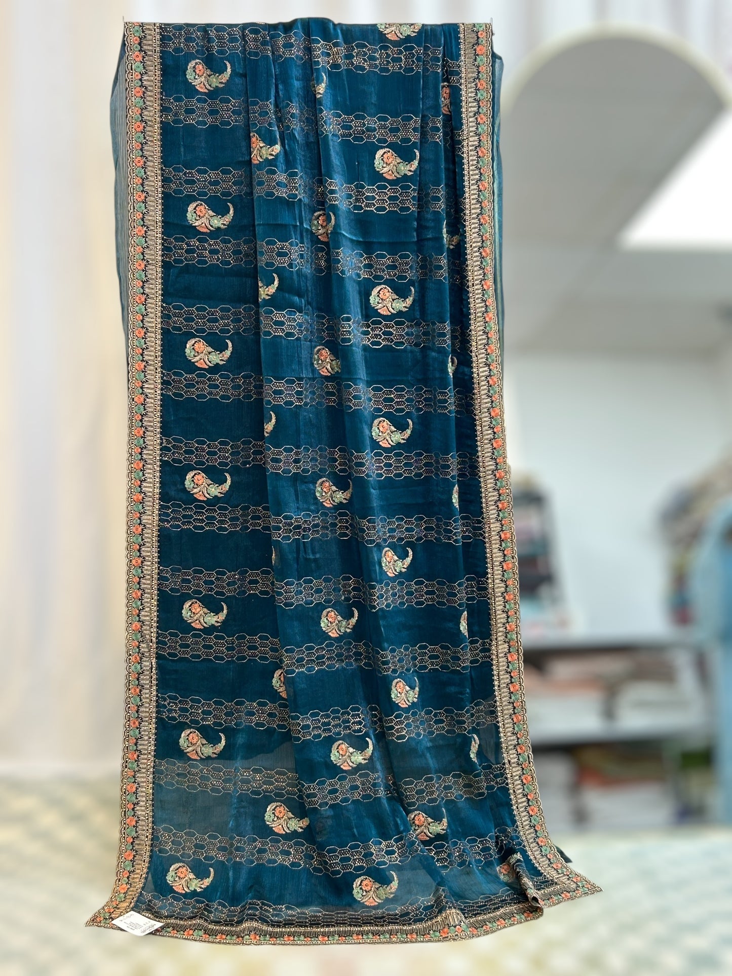 Chiffon silk saree : cocktail sarees