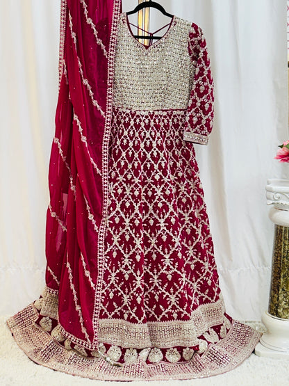 Heavy party wear dress