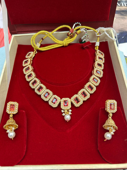 AD necklace set