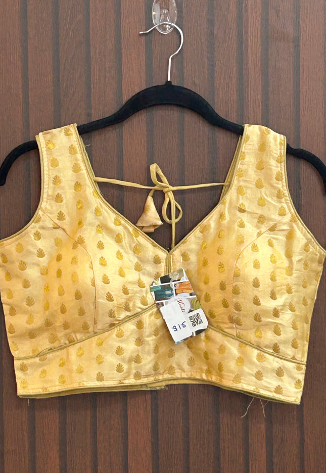 870BB0EE-3E50-4903-AC85-6DF046E238B5 - Kurti Connection USA