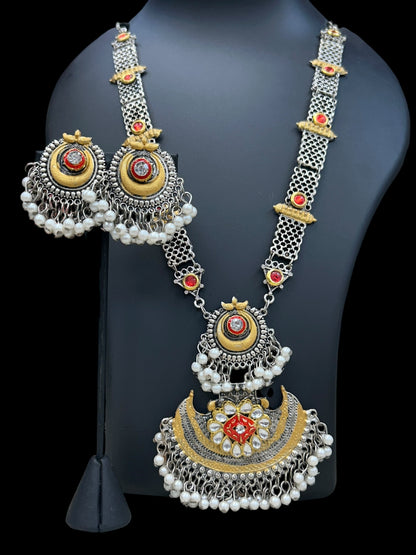 Dual tone necklace set