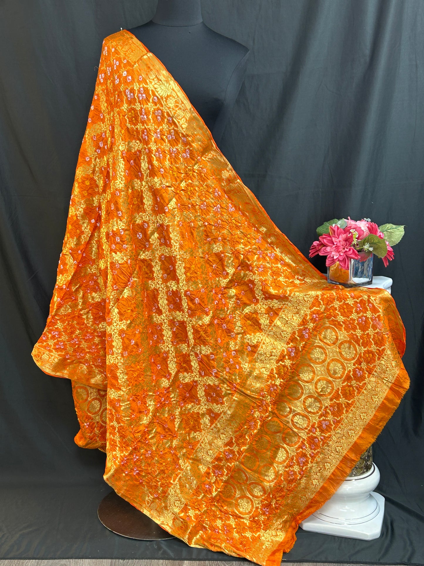 Bandhani gharchola dupatta