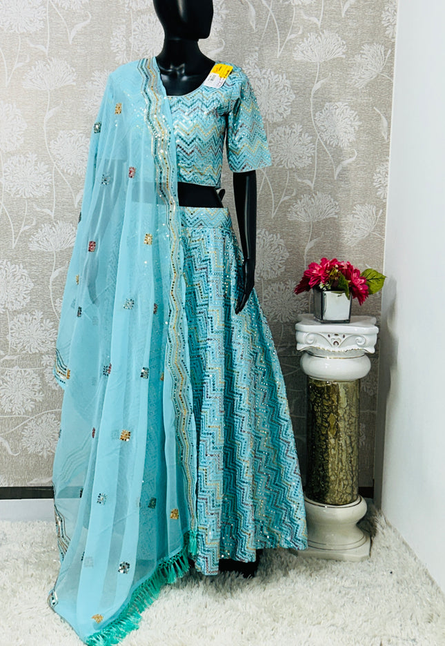 A7018057-7AA8-4D5D-BBE8-031DB4AC1A84 - Kurti Connection USA