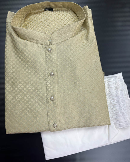 B110EB32-2F0D-401B-8290-977AD3061A9A - Kurti Connection USA