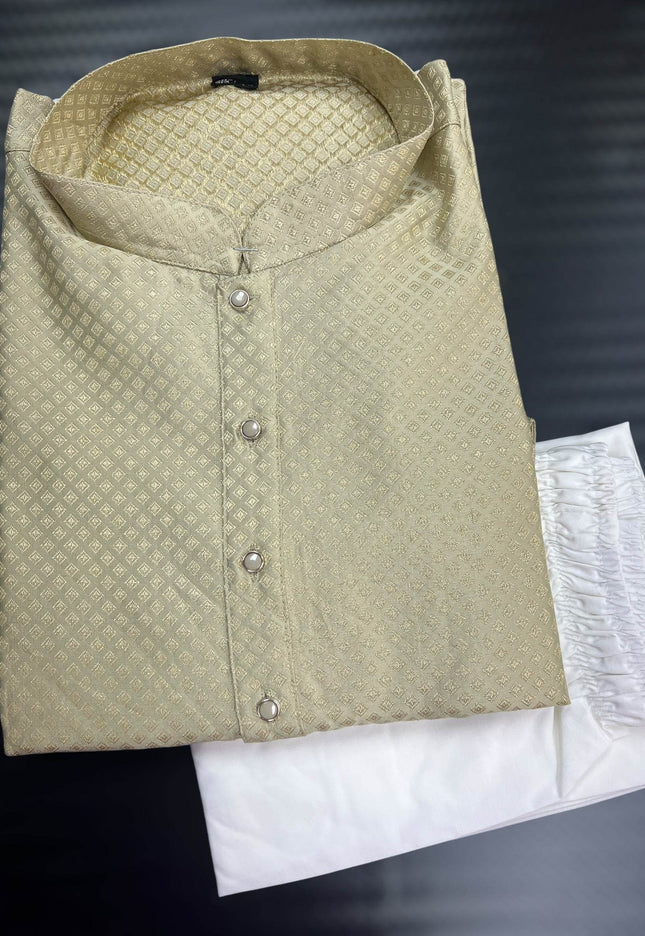 B110EB32-2F0D-401B-8290-977AD3061A9A - Kurti Connection USA