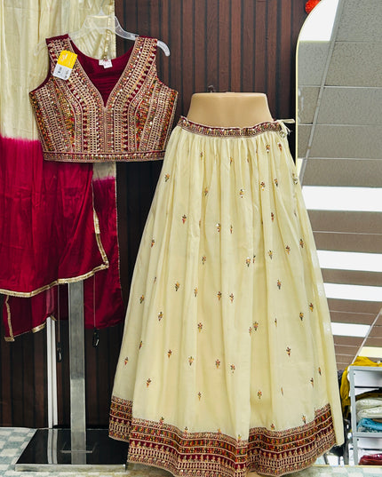 B468094B-3C2A-4566-A473-97A0C8361754 - Kurti Connection USA