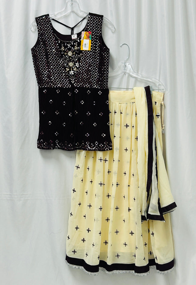 B6E84254-5EA7-4EE8-AF30-35DE18369533 - Kurti Connection USA