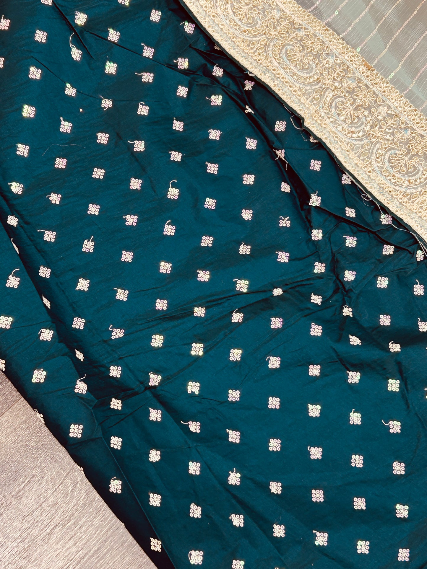 Tissue silk saree with contrast blouse piece