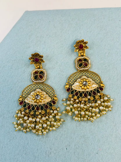 Lightweight earrings
